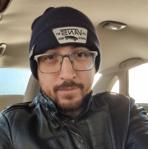 Meet your Posher, Chris - Picture 1 of 1